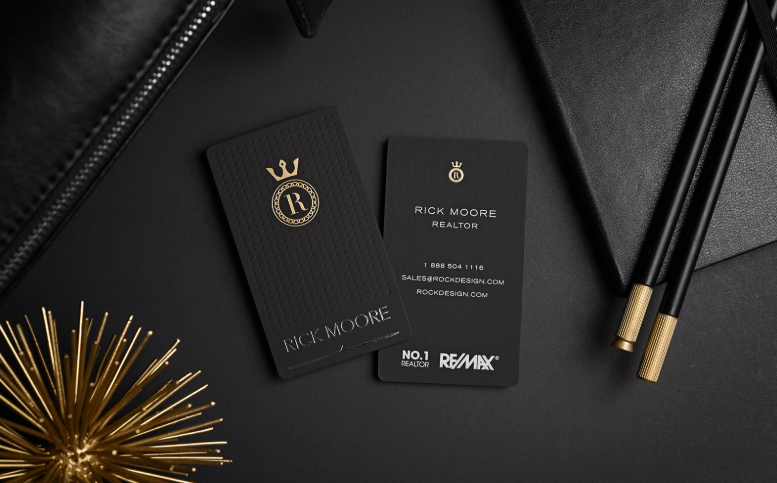 ShareEcard vs Moo for Real Estate Agents: Digital Business Cards vs "Printfinity" Cards